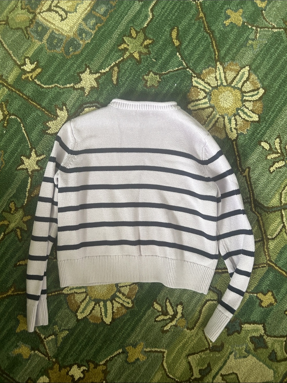 Vineyard Vines White Crewneck Sweater Lavender with Navy Stripes - Picture 4 of 4